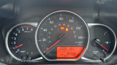 Toyota Yaris 1.33 VVT-i Design 5dr Petrol Hatchback